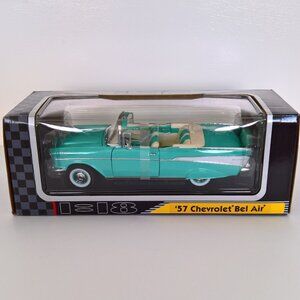 Deluxe Model Die Cast Metal 1:18 1957 Chevrolet Bel Air Diecast Car